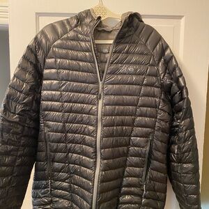 Mountain Hardwear Charcoal Puffer Jacket